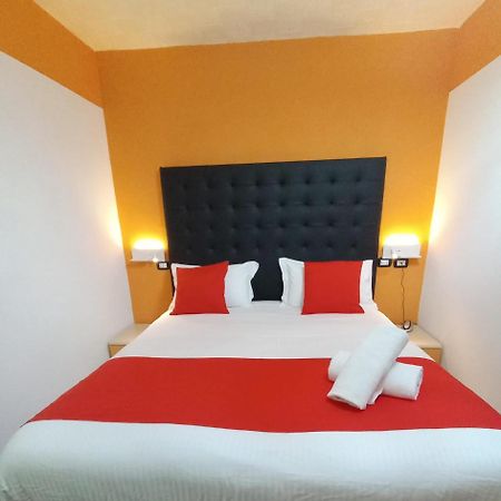Hotel Veronese Genova Esterno foto