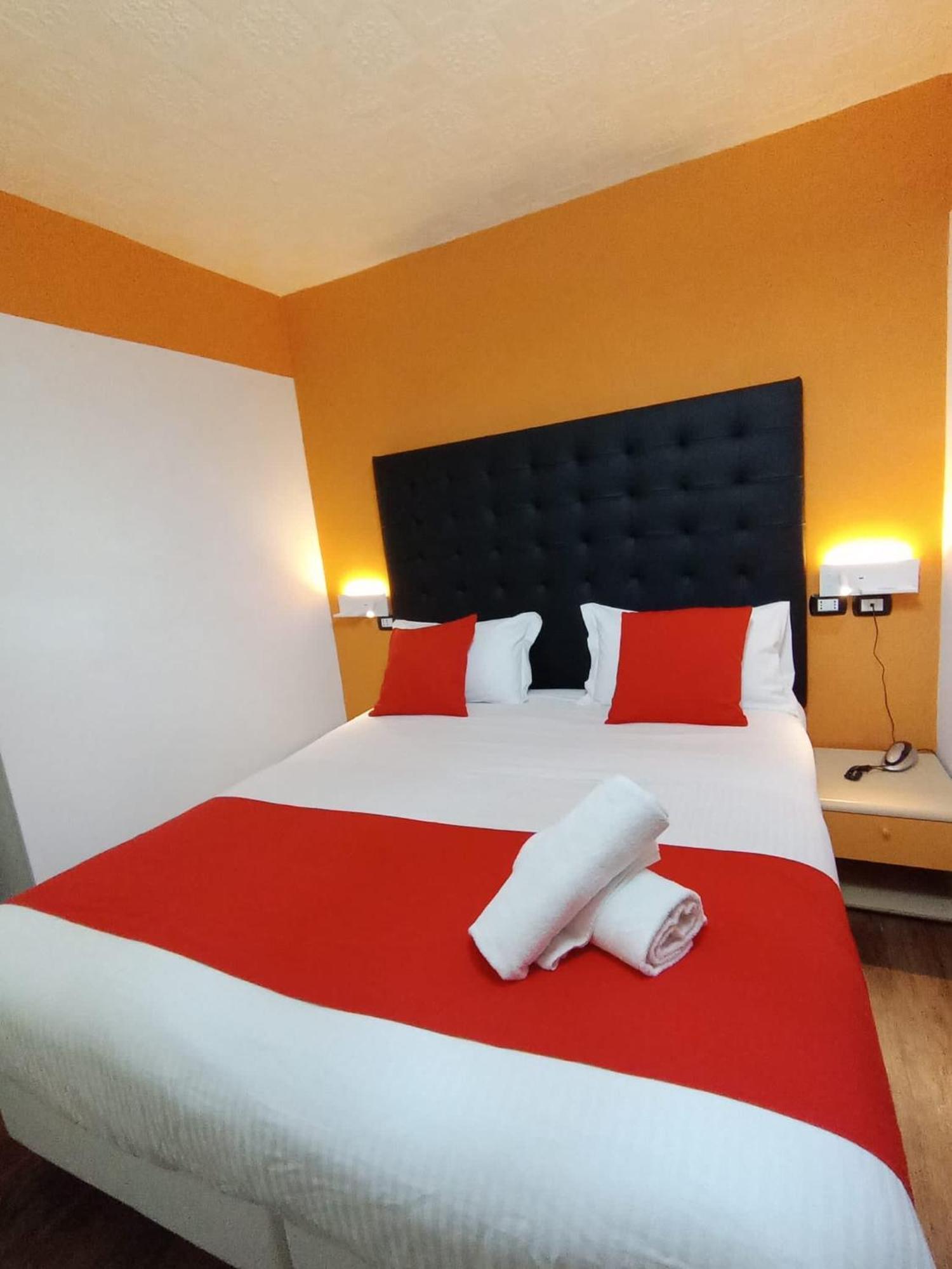 Hotel Veronese Genova Esterno foto