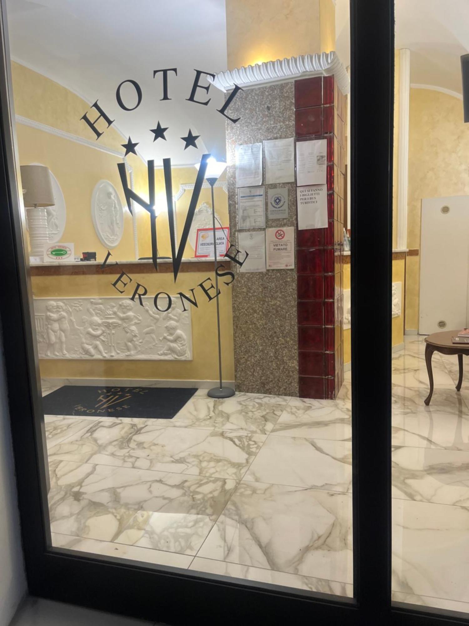 Hotel Veronese Genova Esterno foto