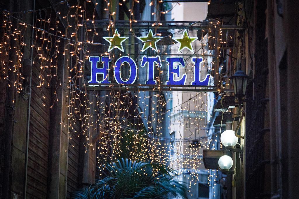 Hotel Veronese Genova Esterno foto